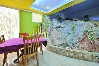 Munnar Clouds Hotel